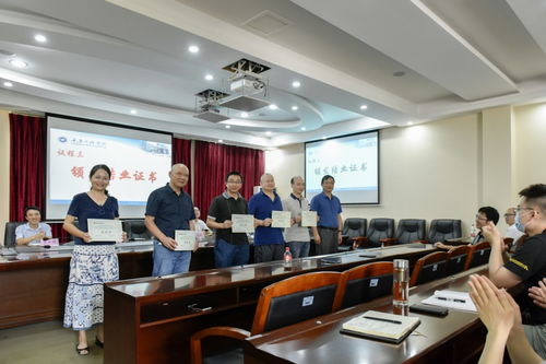 聚焦前沿技術(shù)，助力產(chǎn)業(yè)升級(jí) 電子信息學(xué)院成功開展5G關(guān)鍵技術(shù)及行業(yè)應(yīng)用專題培訓(xùn)與影視專業(yè)技術(shù)培訓(xùn)